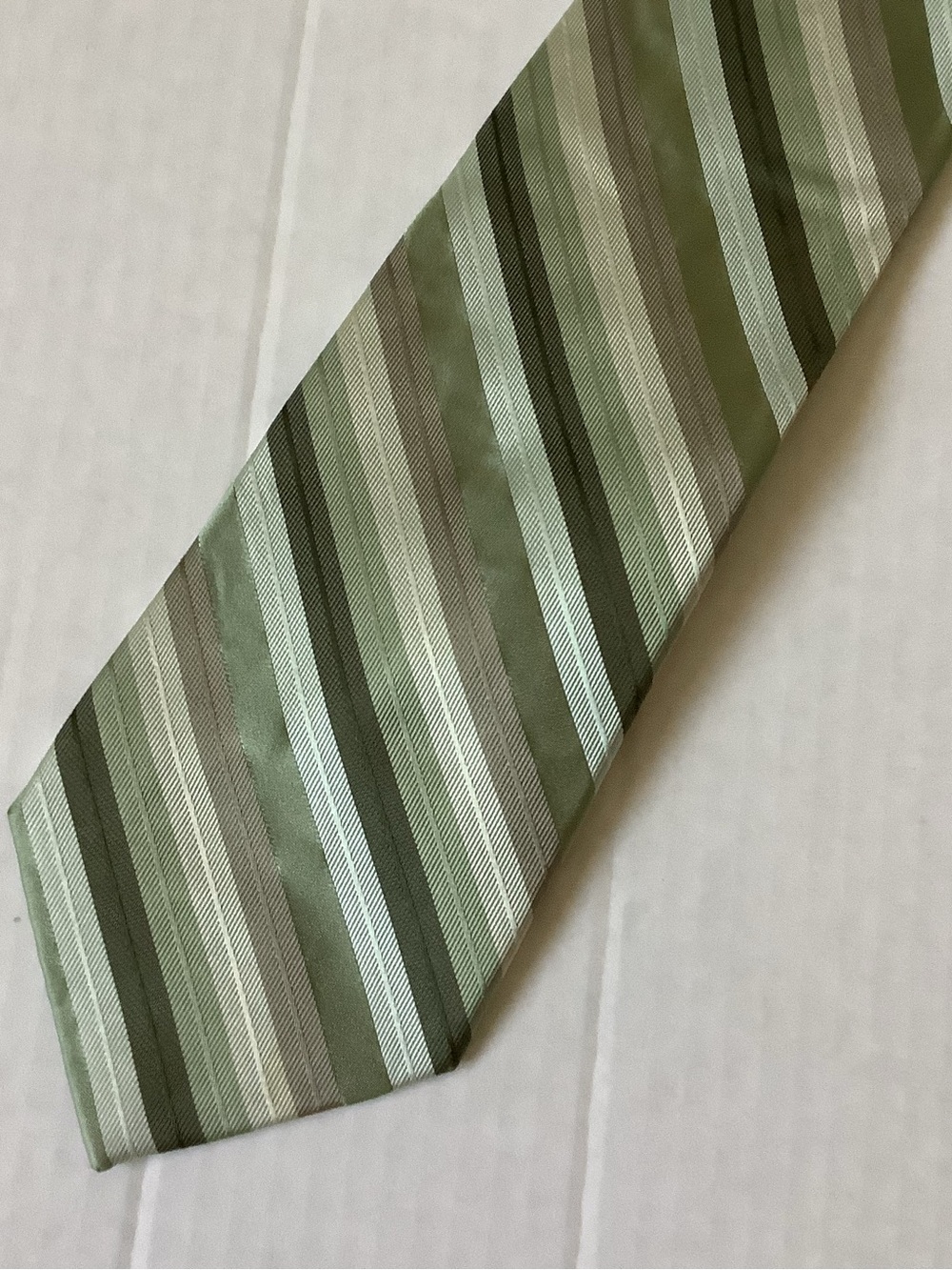 Calvin Klein 100% Silk Tie Earth Tone Olive Sage Green Gray Multi Striped - Picture 2 of 3